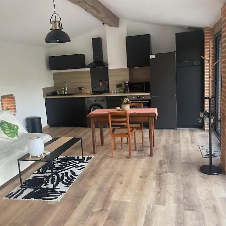 Holiday home Briques & Bulles *